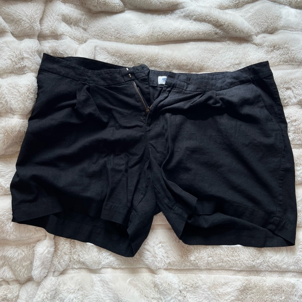 Old Navy Linen Shorts: Plus Size 22